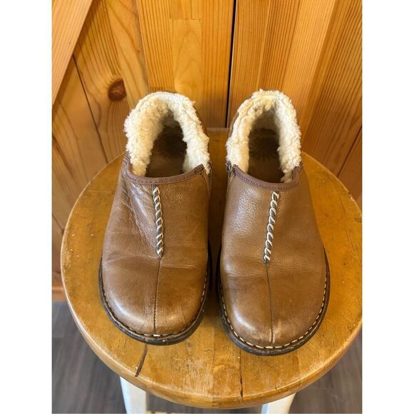 Ugg  Womens Brown Leather Sheepskin  Slip On Fur Trim Size 7 - Picture 2 of 11